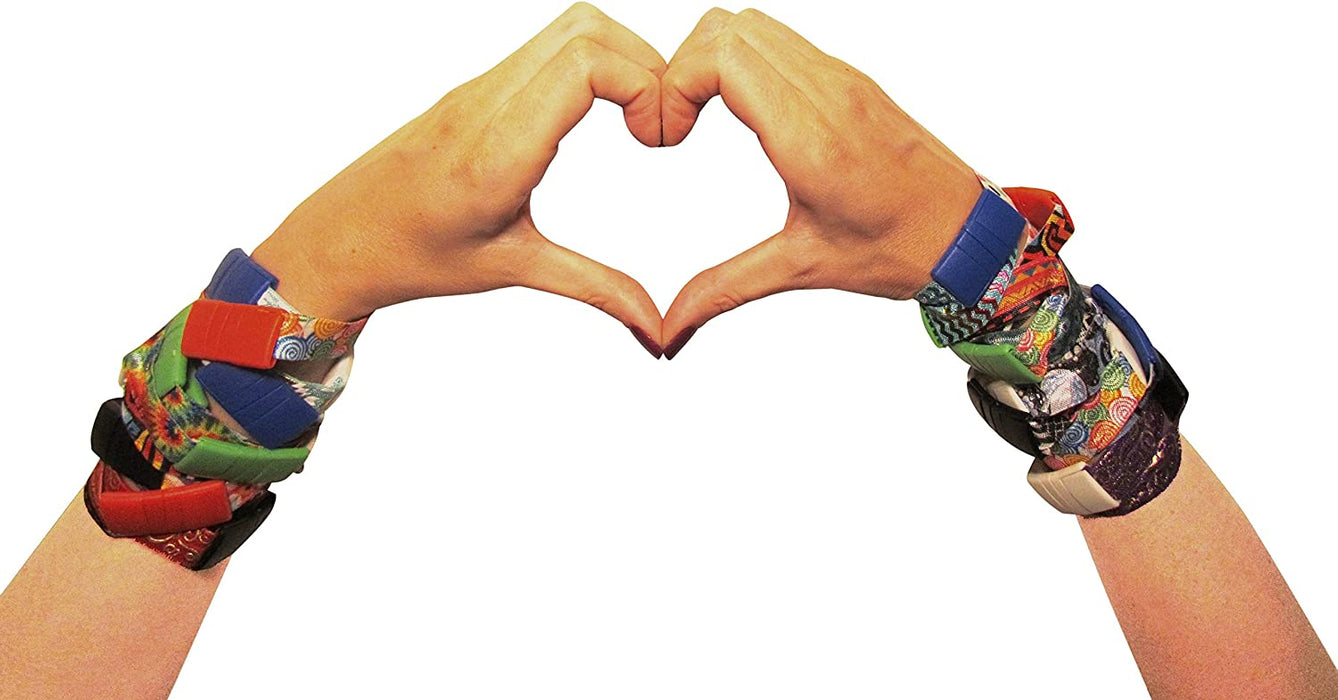 two hands forming a heart